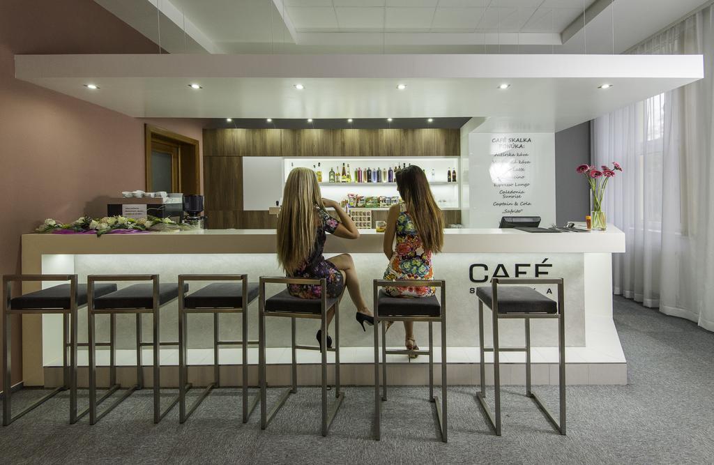 Hotel Skalka Rajecke Teplice Bagian luar foto